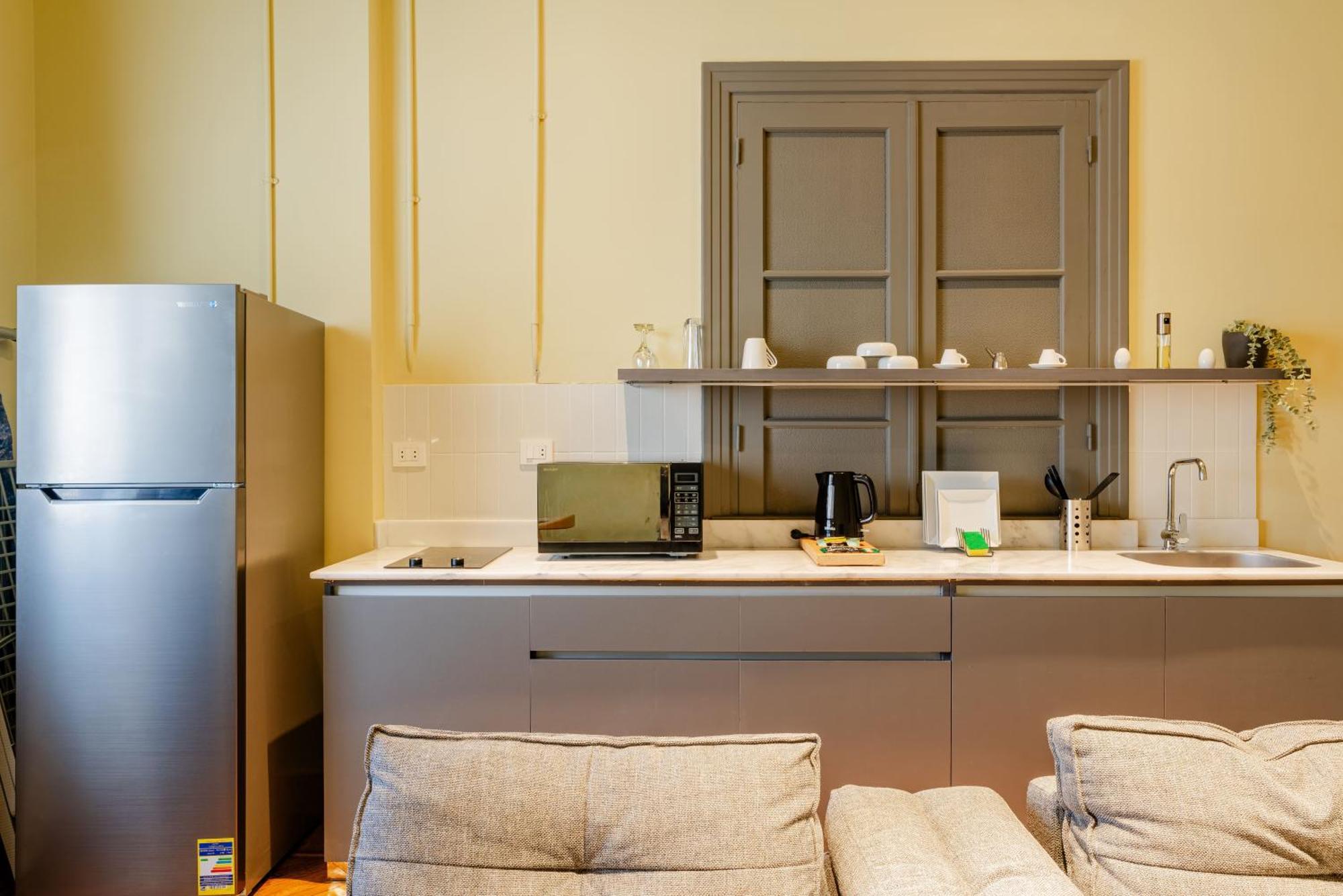 Grey L Studio Apartments Downtown Alexandria Menasce House Eksteriør bilde