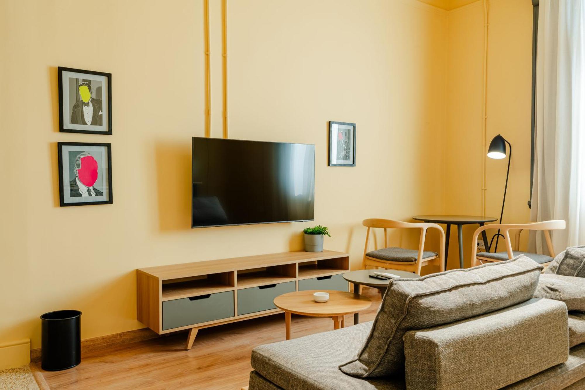 Grey L Studio Apartments Downtown Alexandria Menasce House Eksteriør bilde